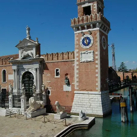 Appartement Loft Due Cuori Con Terrazza Venise