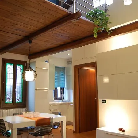 Loft Due Cuori Con Terrazza 아파트