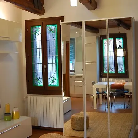 Appartement Loft Due Cuori Con Terrazza Venetië